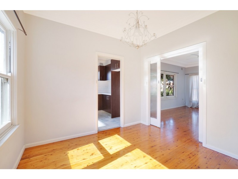 2 Pomroy Avenue, Earlwood NSW 2206