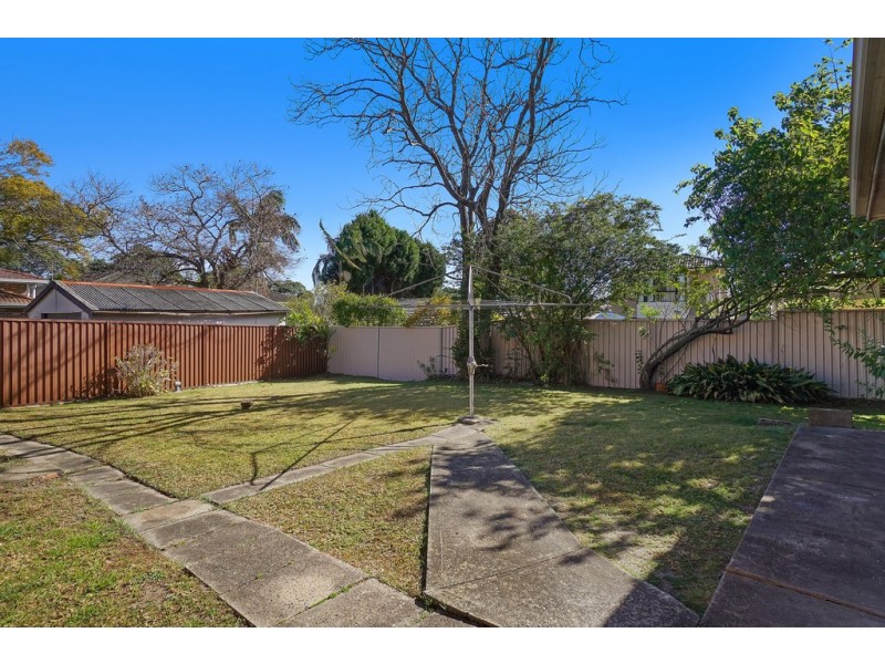 2 Pomroy Avenue, Earlwood NSW 2206