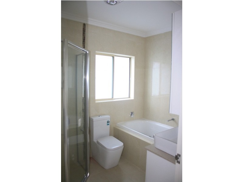 13 Onslow St, Canterbury NSW 2193