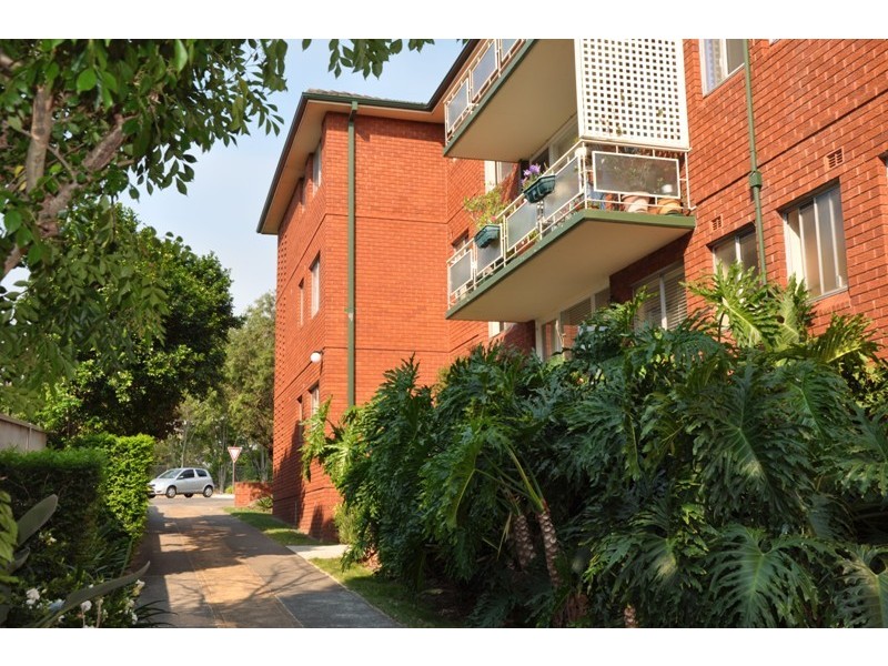 10/4 HUNTER, Lewisham NSW 2049