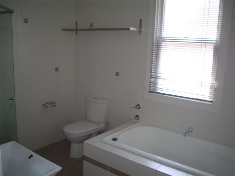 16A Hunter Street, Lewisham NSW 2049