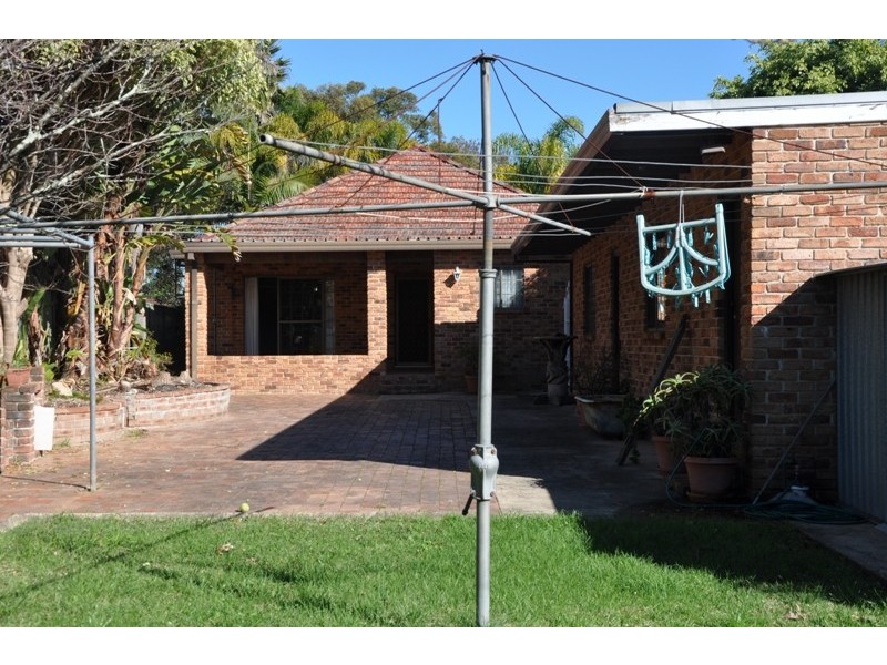 48 Forest  Rd, East Hills NSW 2213