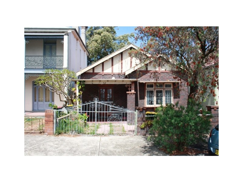 8 Belgrave Street,, Petersham NSW 2049