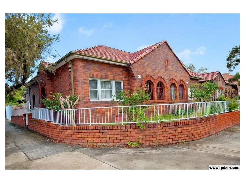 33 Lucy Street, Ashfield NSW 2131