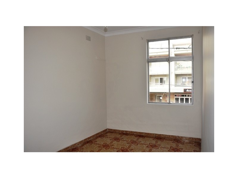 1/37 New Canterbury Road, Petersham NSW 2049