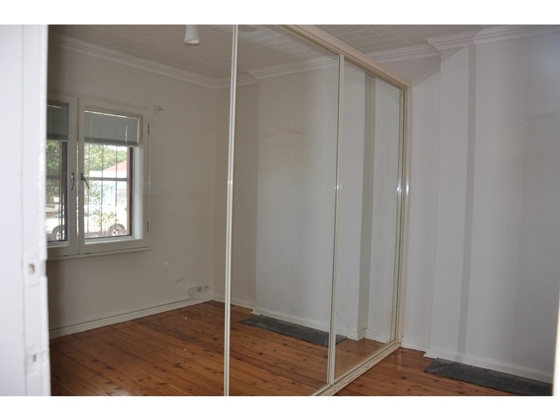 6 Sutherland Street, St Peters NSW 2044