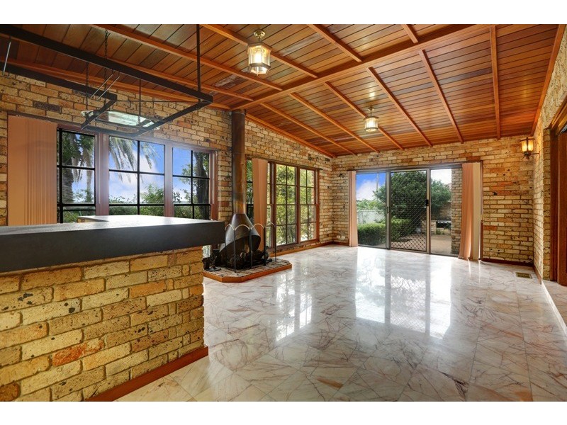 39 Lugarno Parade, Lugarno NSW 2210