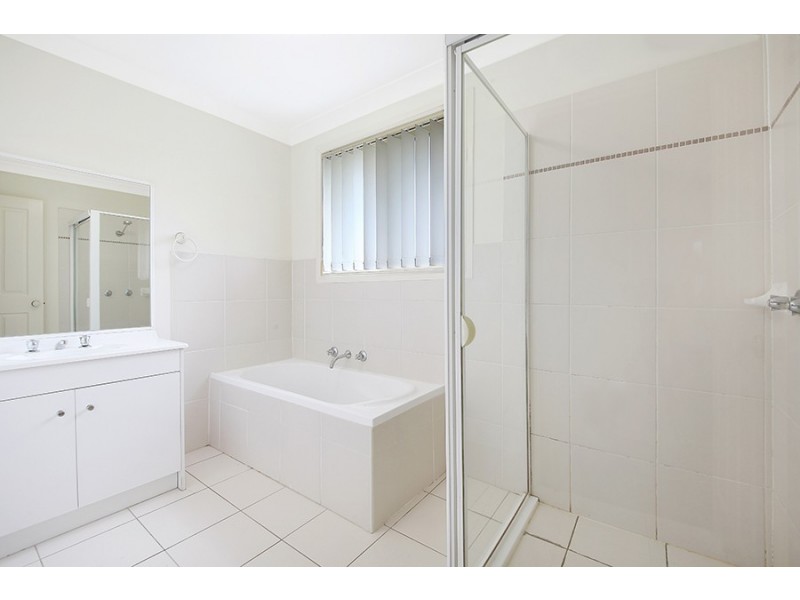 2/38 Bringelly Road, Kingswood NSW 2747