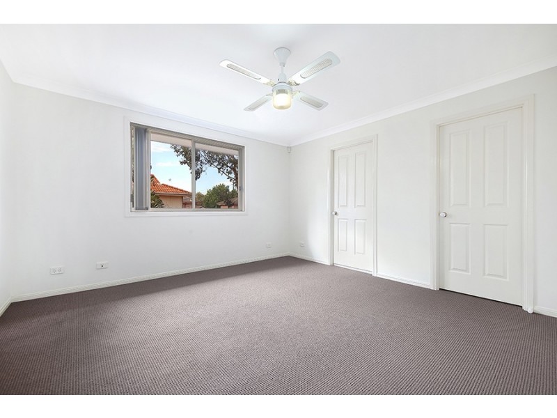 2/38 Bringelly Road, Kingswood NSW 2747