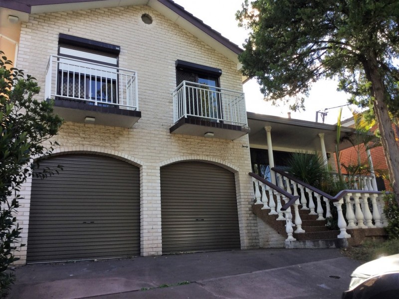 30 Surrey Avenue, Georges Hall NSW 2198