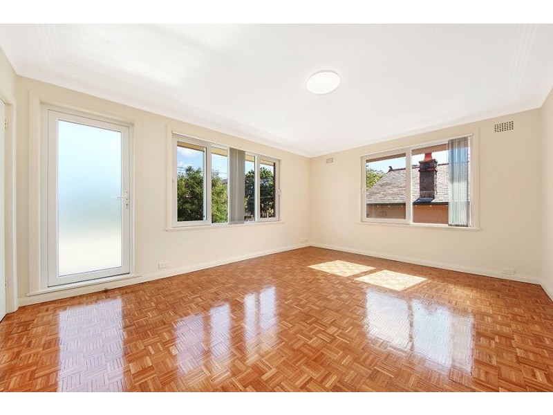2/9 William Street, Marrickville NSW 2204