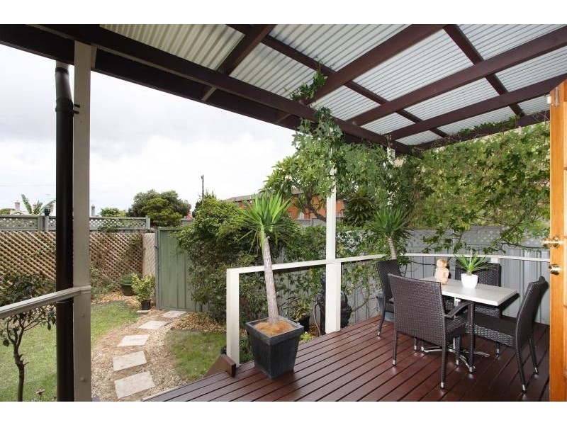 2/260 New Canterbury Road, Lewisham NSW 2049
