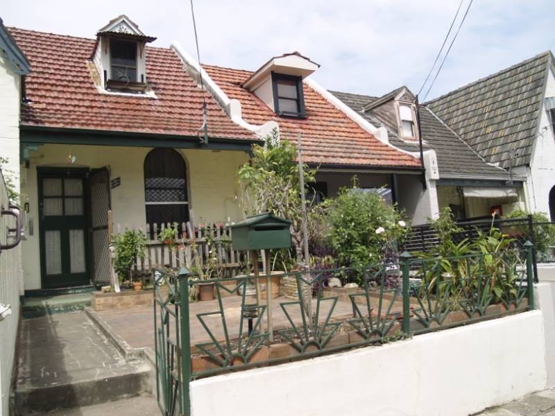 15 ALLANS AVENUE, Petersham NSW 2049