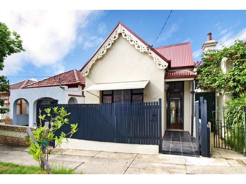 241 Corunna Road, Petersham NSW 2049