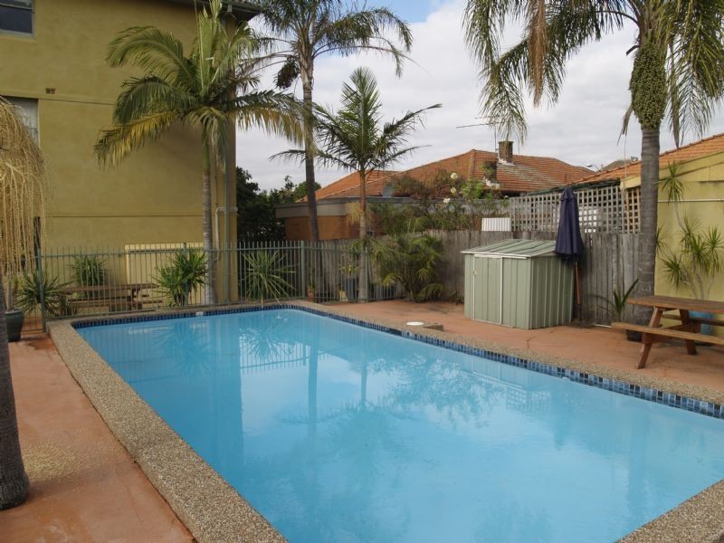 13/2-4 Wrights Avenue, Marrickville NSW 2204