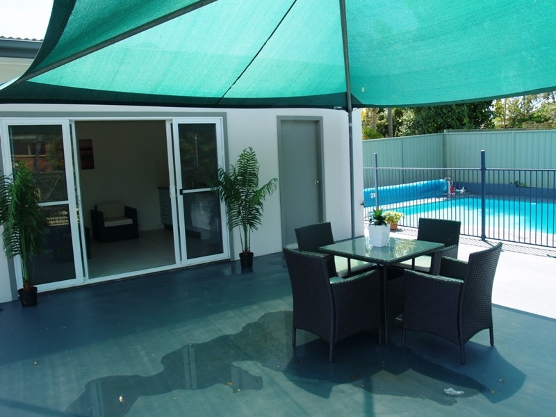 16 REDGUM DRIVE, Lugarno NSW 2210