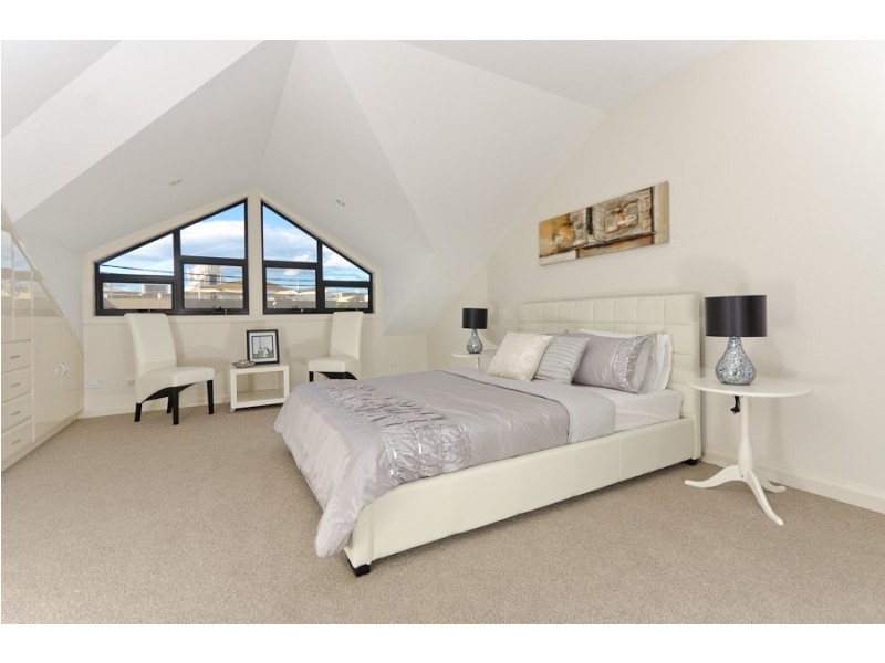 4B Lords Road, Leichhardt NSW 2040