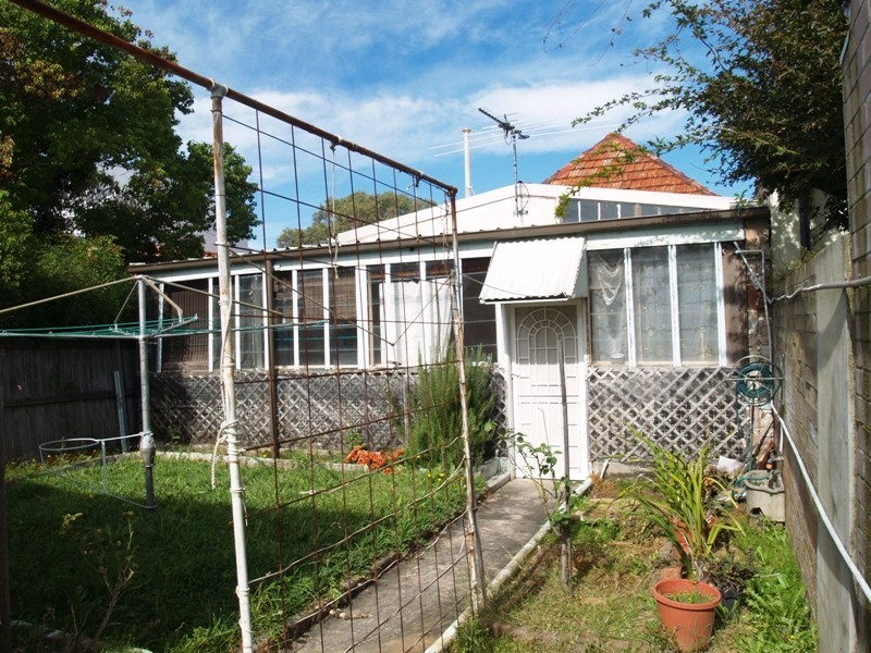 64 Myrtle St, Stanmore NSW 2048