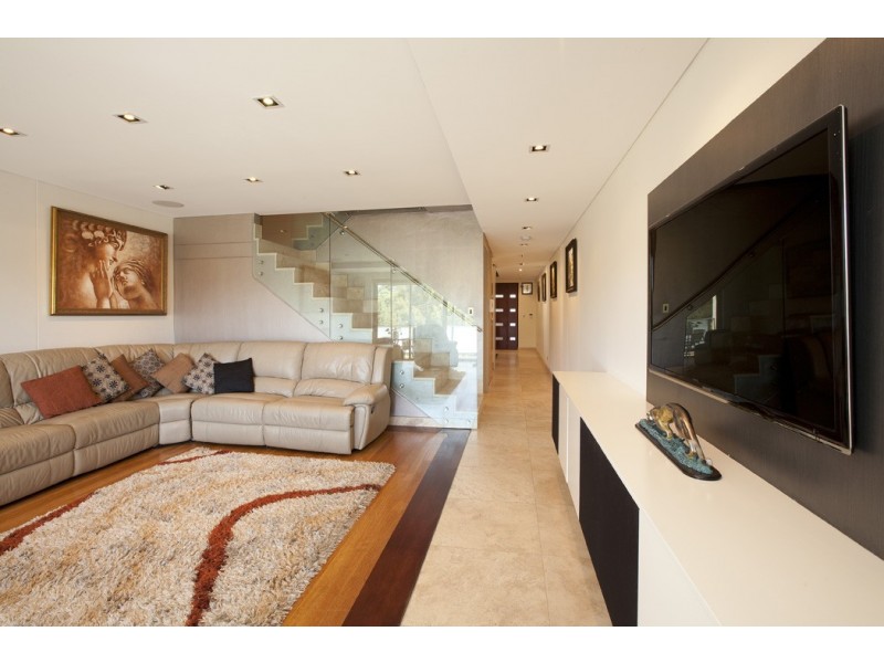 8/19-23 Crown Street, St Peters NSW 2044