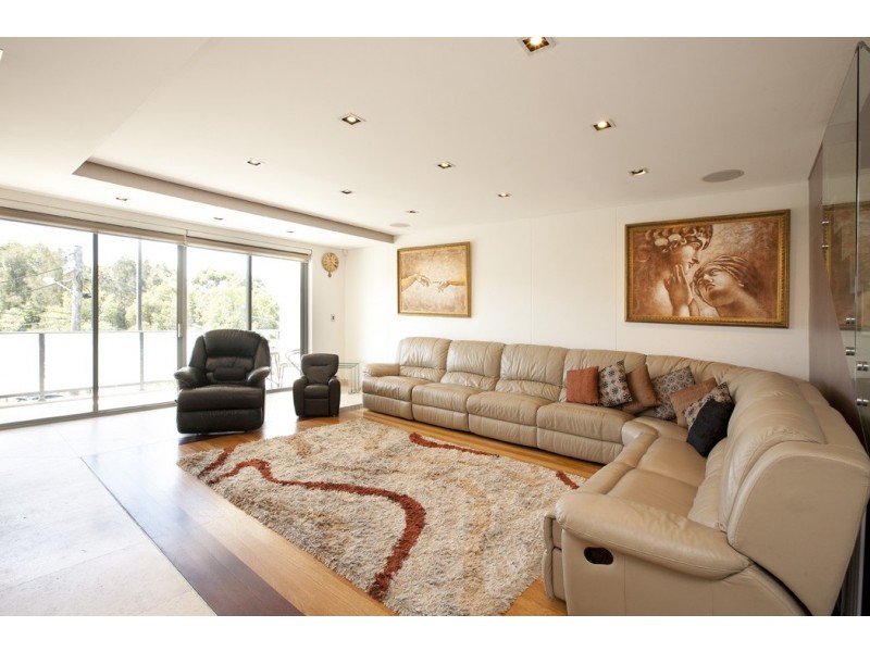 8/19-23 Crown Street, St Peters NSW 2044