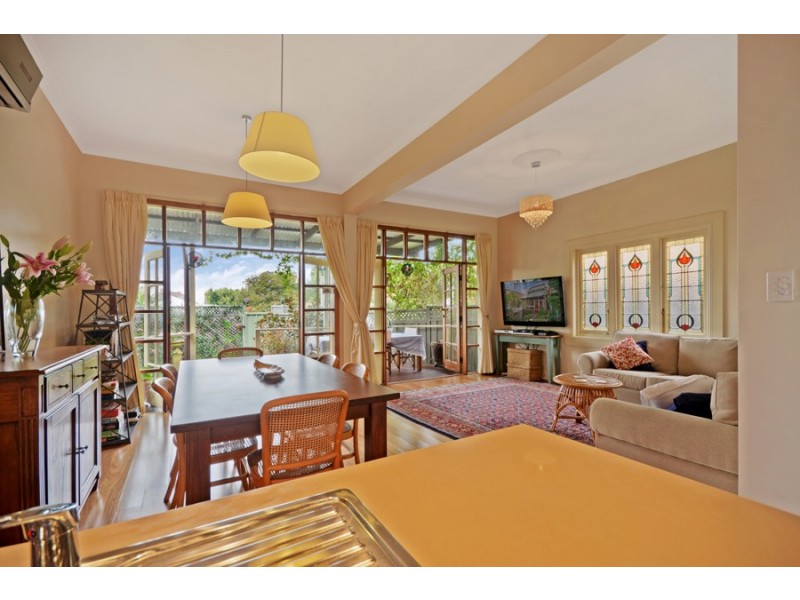 2/260 New Canterbury Road, Lewisham NSW 2049