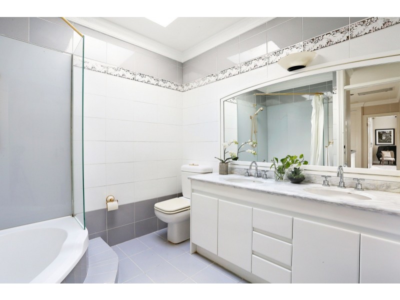 8 George Street, Hunters Hill NSW 2110