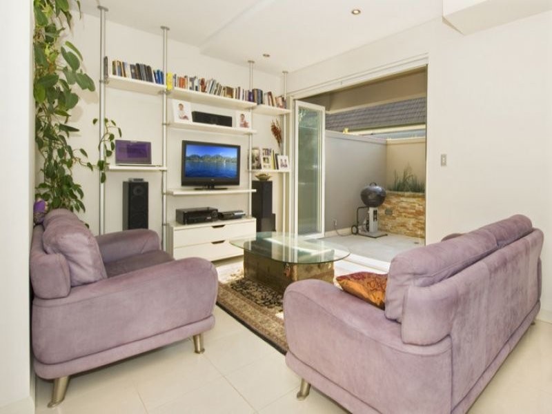 1/24 Gordon Street, Petersham NSW 2049
