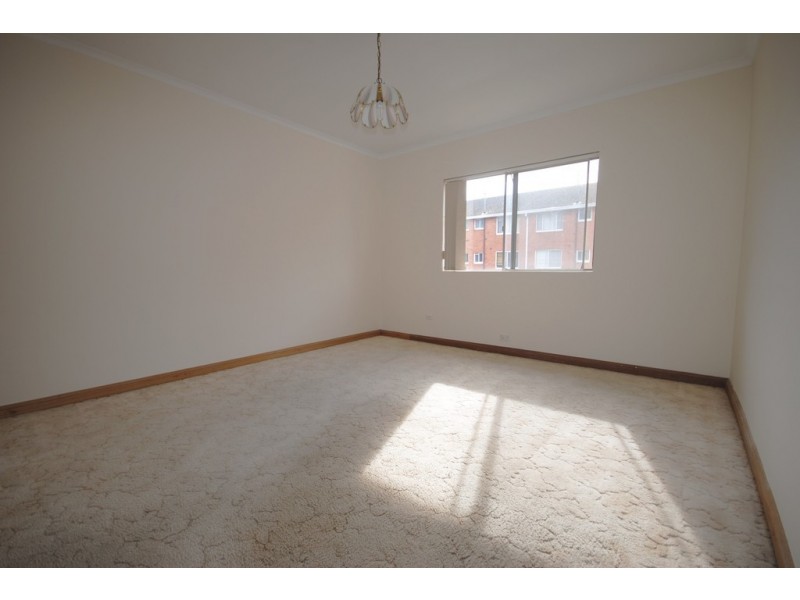 2/77 Wardell Road, Lewisham NSW 2049