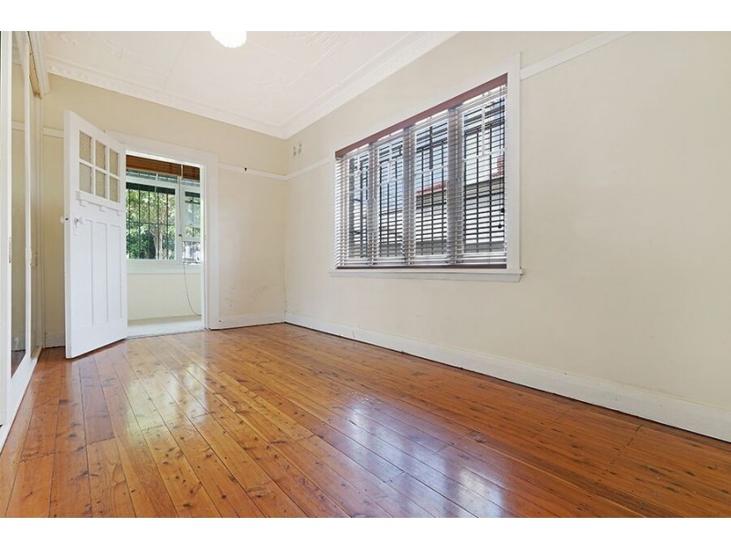 1/9A Wardell Road, Lewisham NSW 2049