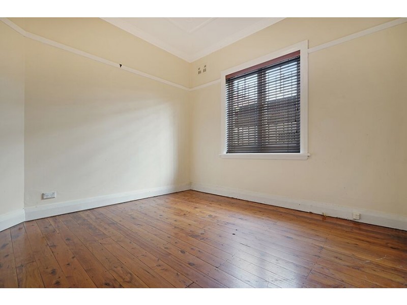 1/9A Wardell Road, Lewisham NSW 2049