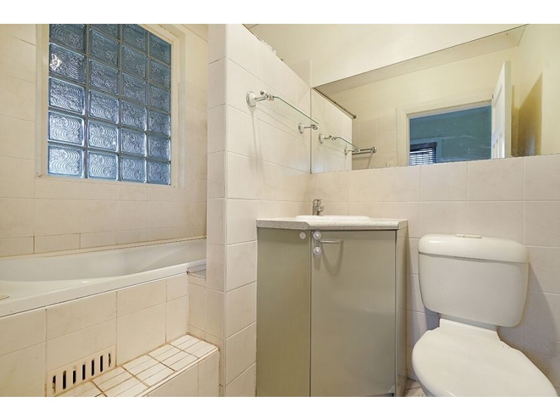 1/9A Wardell Road, Lewisham NSW 2049