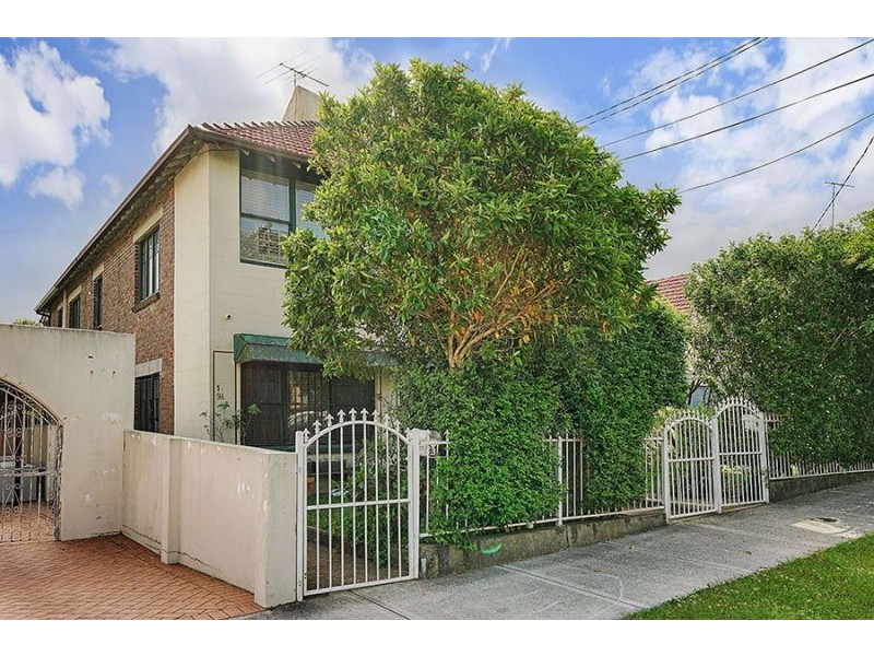 1/9A Wardell Road, Lewisham NSW 2049