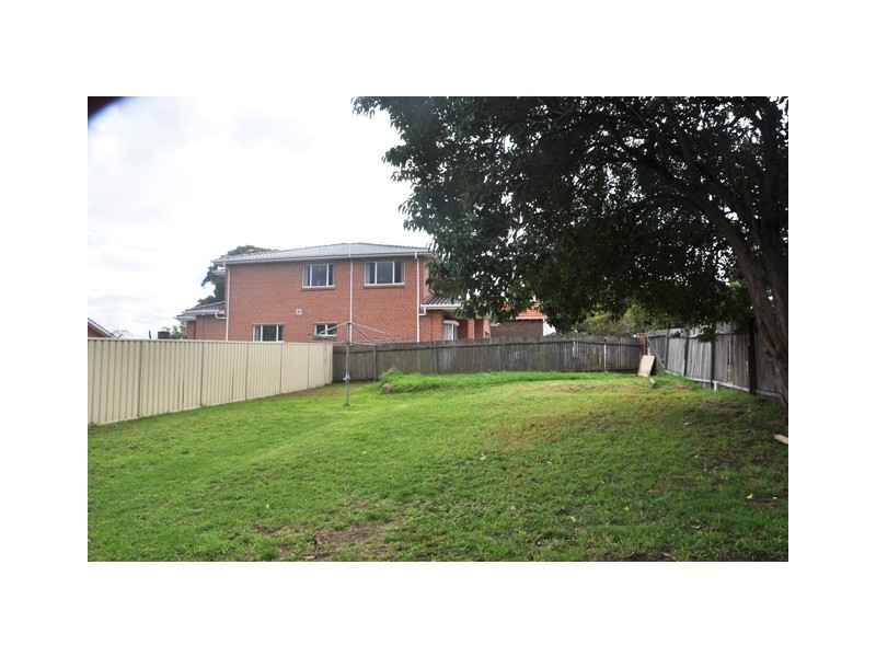 32 Violet Street, Croydon Park NSW 2133