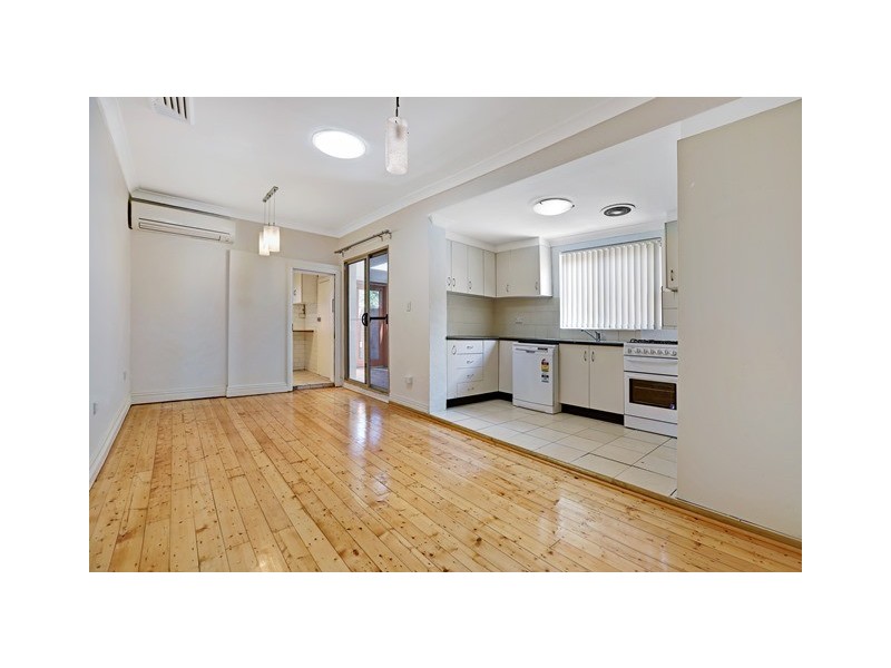 6 Sutherland Street, St Peters NSW 2044