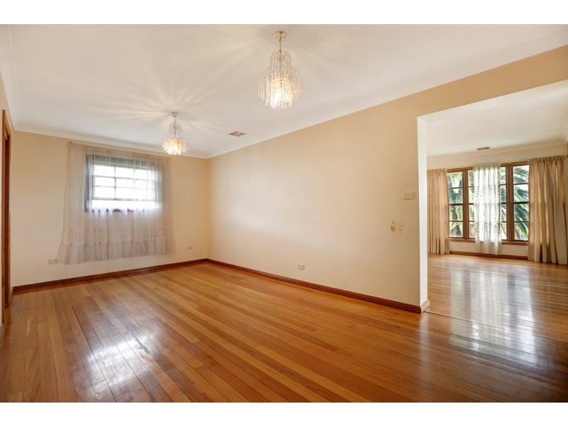 39 Lugarno Parade, Lugarno NSW 2210