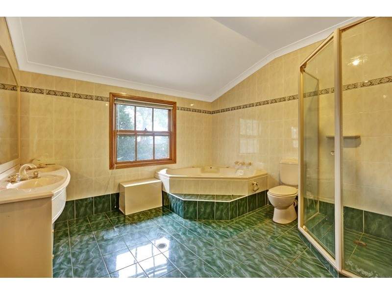 39 Lugarno Parade, Lugarno NSW 2210