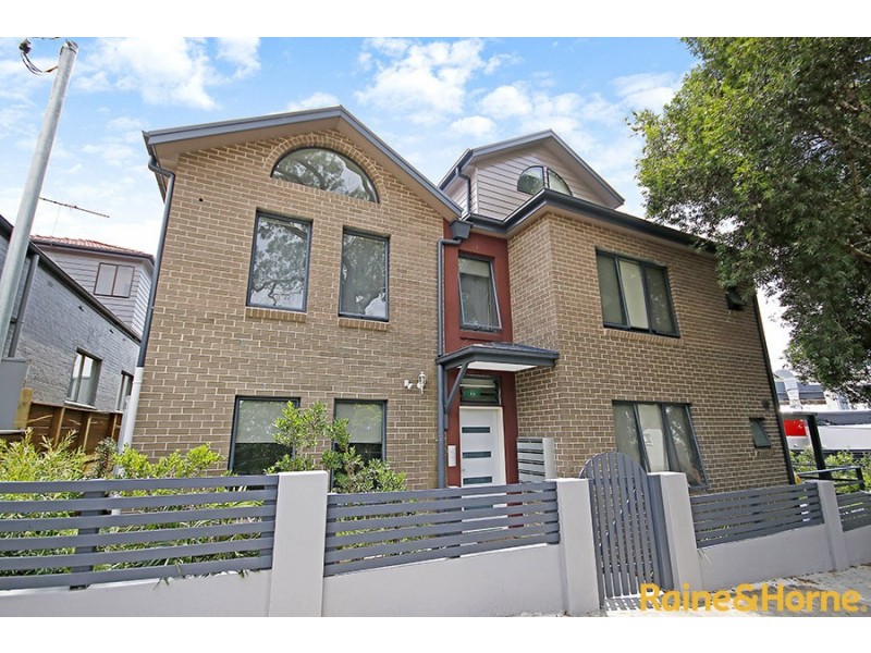 2 Thomas Street, Lewisham NSW 2049