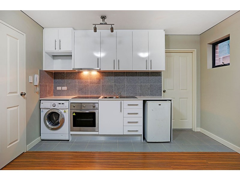 2 Thomas Street, Lewisham NSW 2049