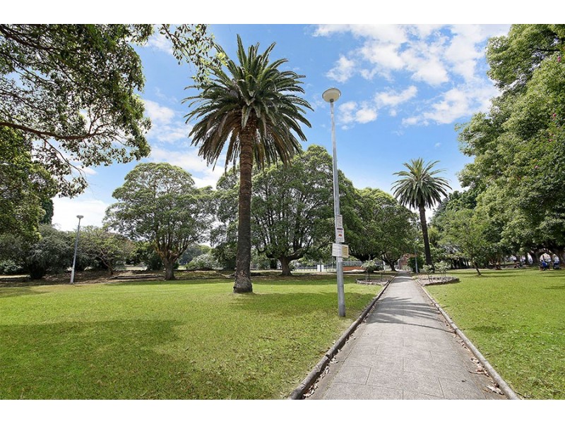 2 Thomas Street, Lewisham NSW 2049