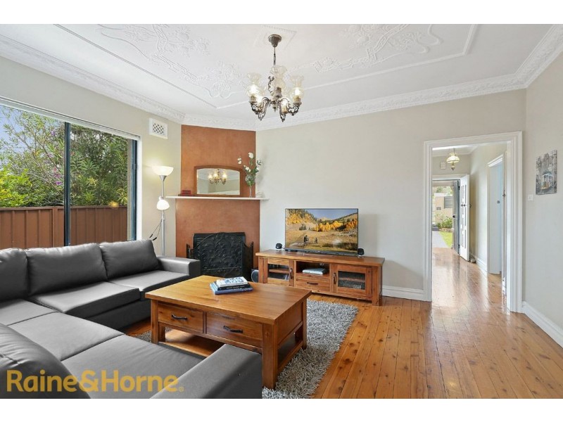 1 Boomerang Avenue, Earlwood NSW 2206