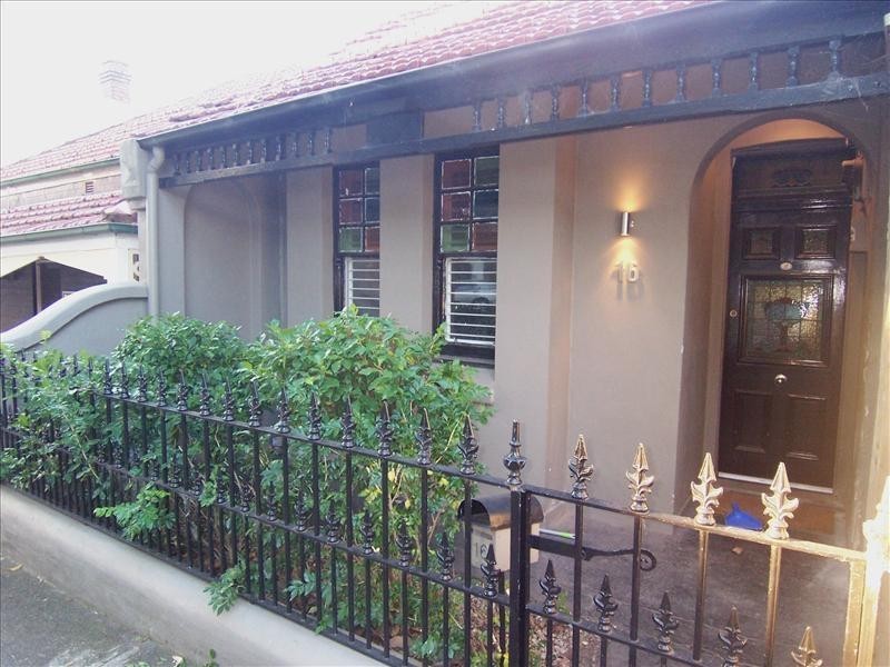 16 Hopetoun Street, Camperdown NSW 2050