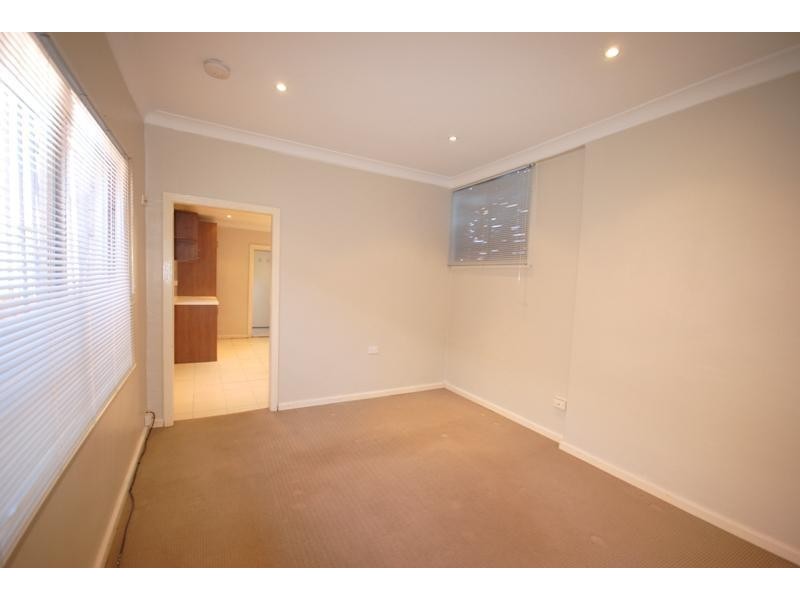 8 Francis Street, Enmore NSW 2042