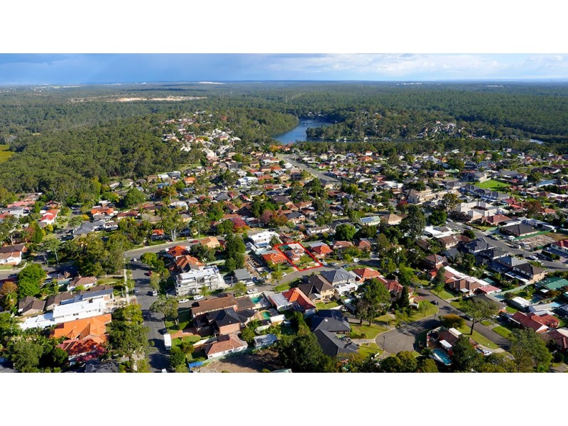 6 Kathleen Parade, Picnic Point NSW 2213