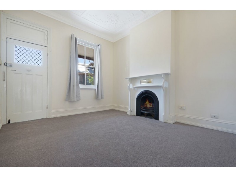 64 Brown Street, St Peters NSW 2044