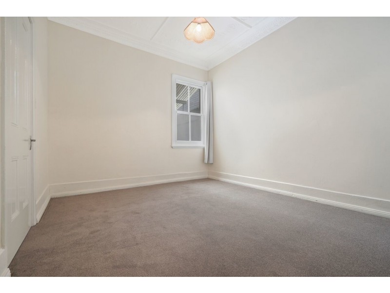 64 Brown Street, St Peters NSW 2044