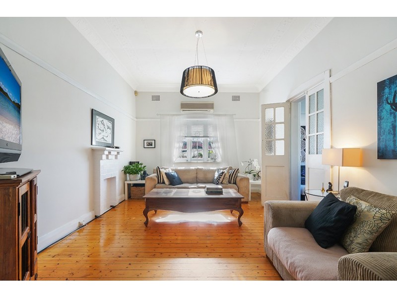 2 Glenore Road, Canterbury NSW 2193