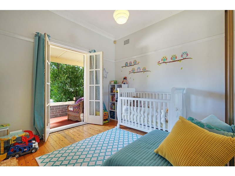 2 Glenore Road, Canterbury NSW 2193