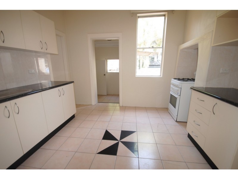 30 Pemell Street, Newtown NSW 2042