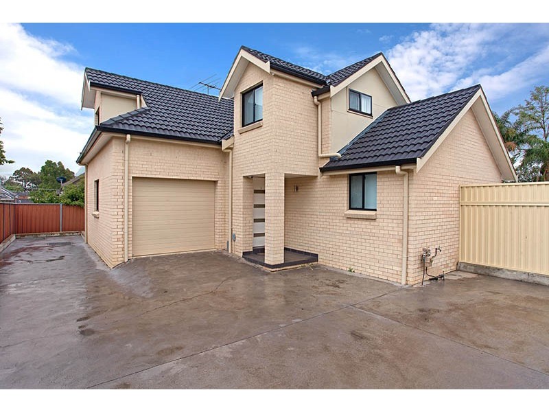 3/77 Canberra Street, Oxley Park NSW 2760