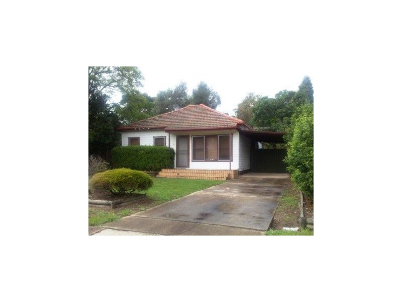 82 Newton Road, Blacktown NSW 2148